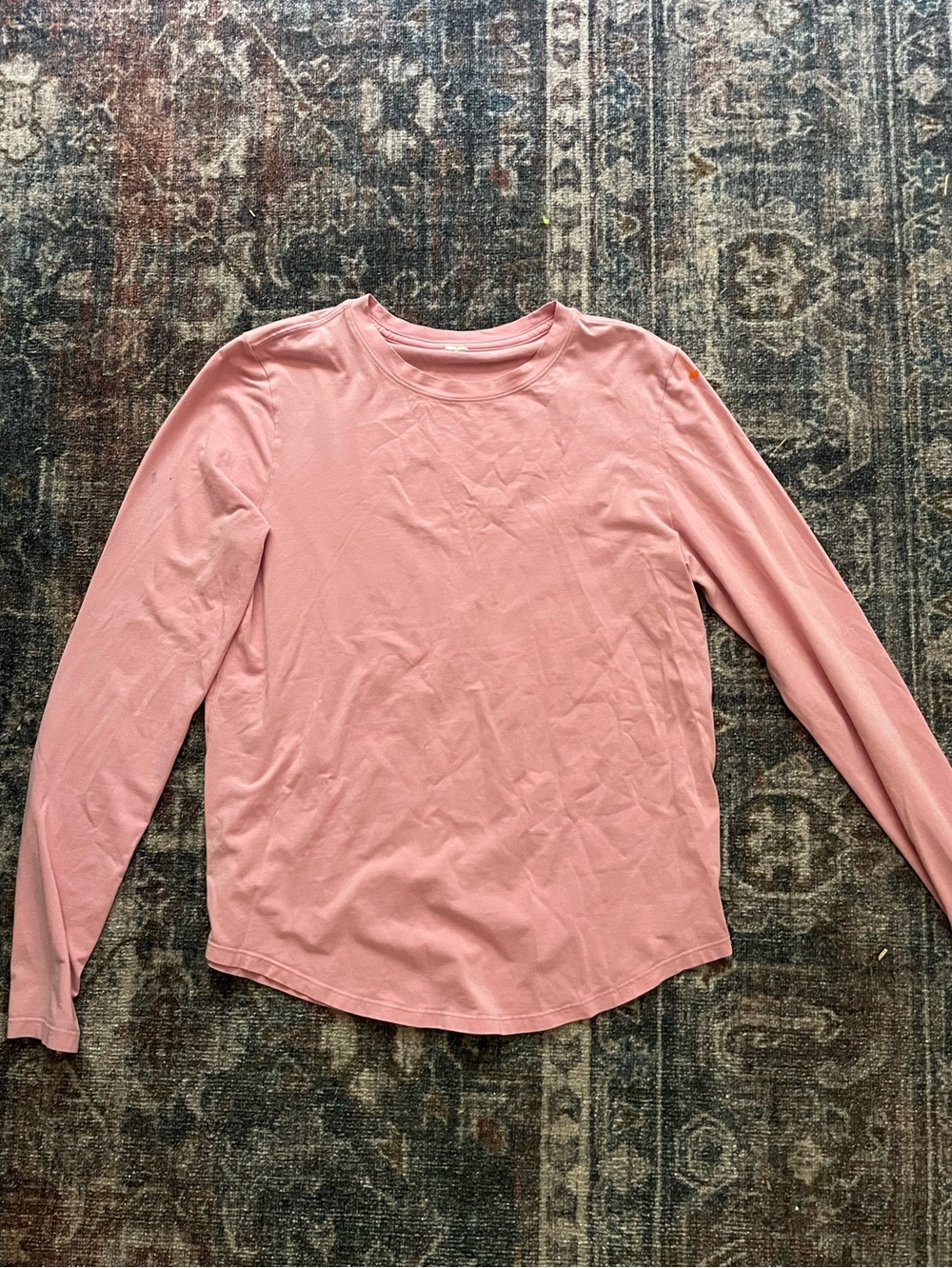 Women's Long-Sleeve Crewneck Top - Dusty Pink